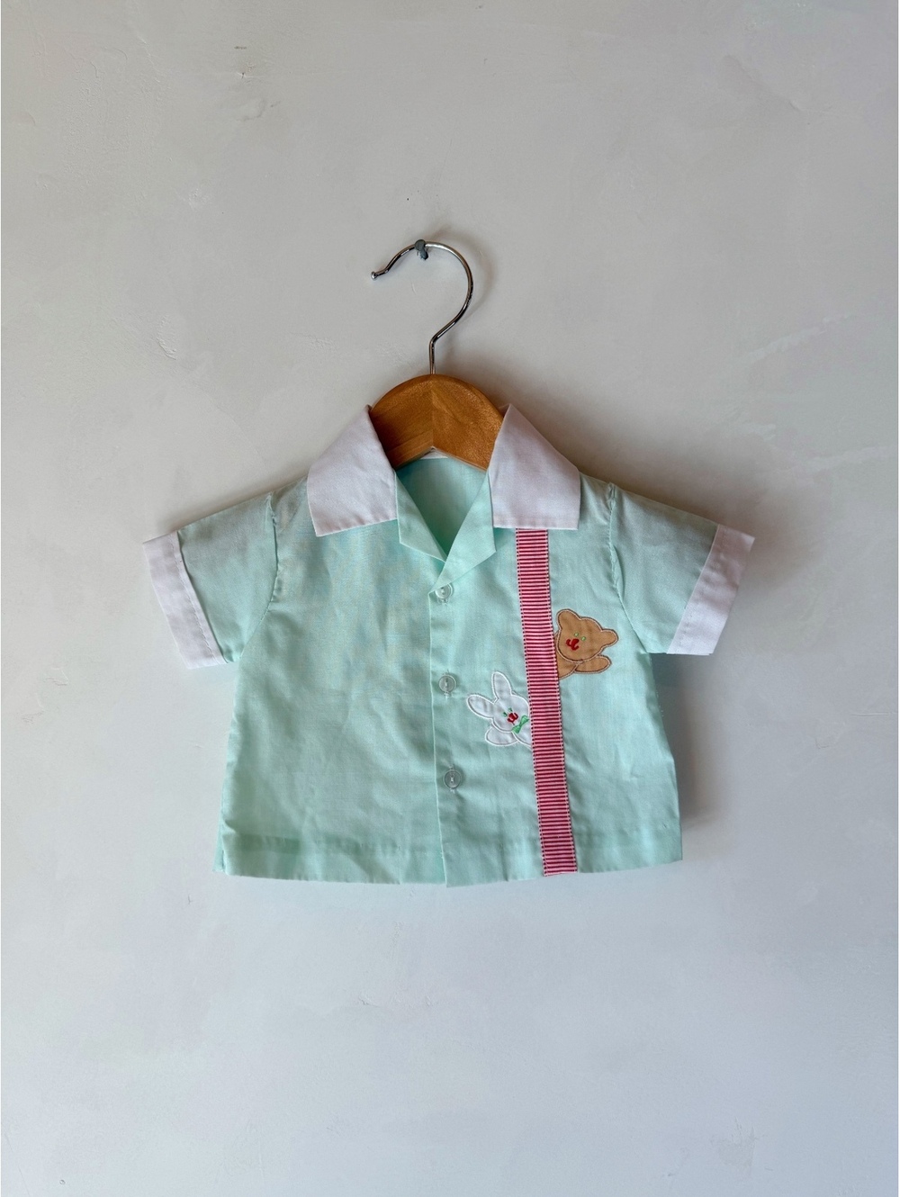 3month Baby Short Sleeve Button-Up Shirt with Bear and Bunny Embroidery